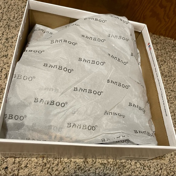 New Women’s Booties - Picture 2 of 10